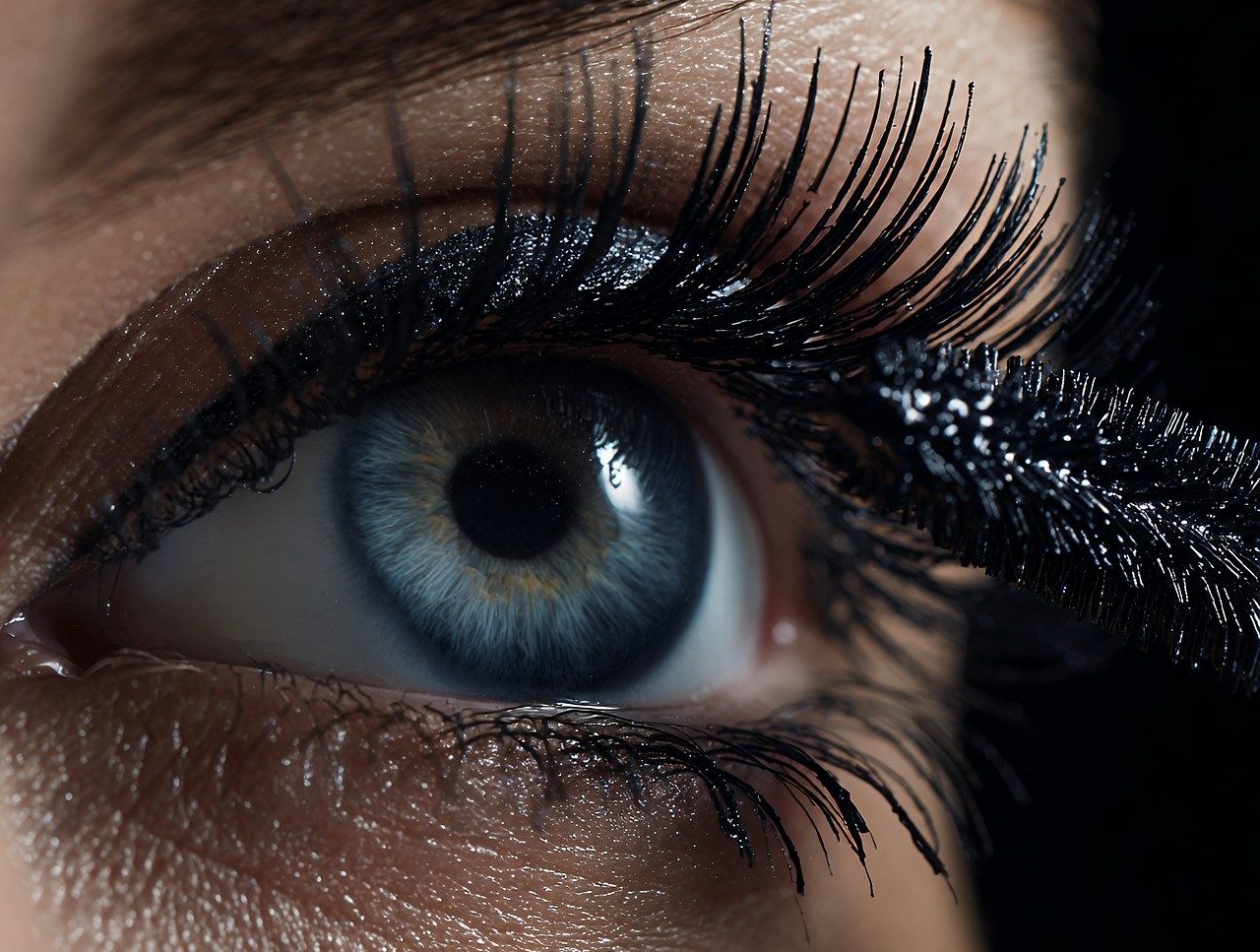 makijaż - najlepsze sposoby na gęste rzęsy