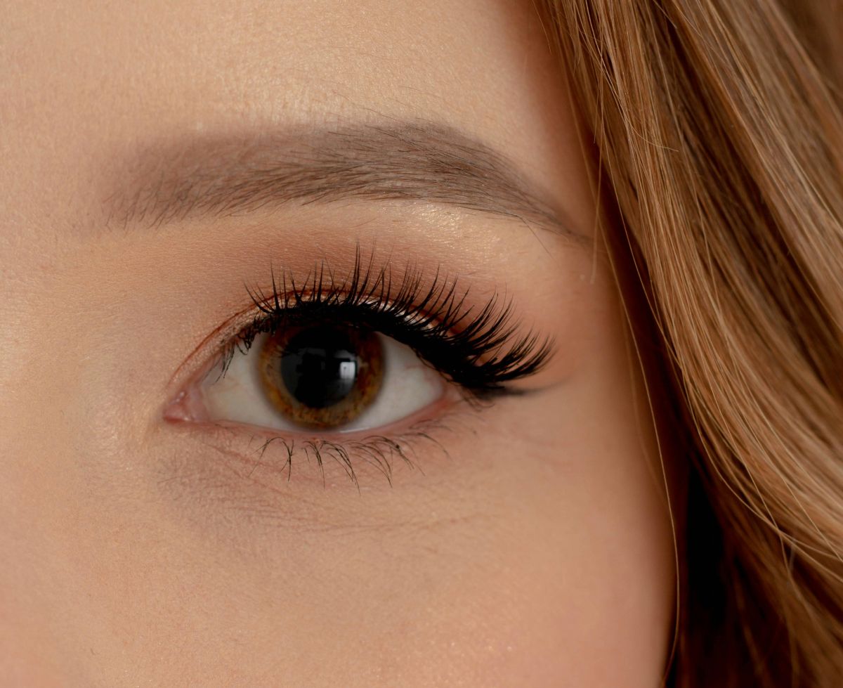 sposoby na podkręcone rzęsy